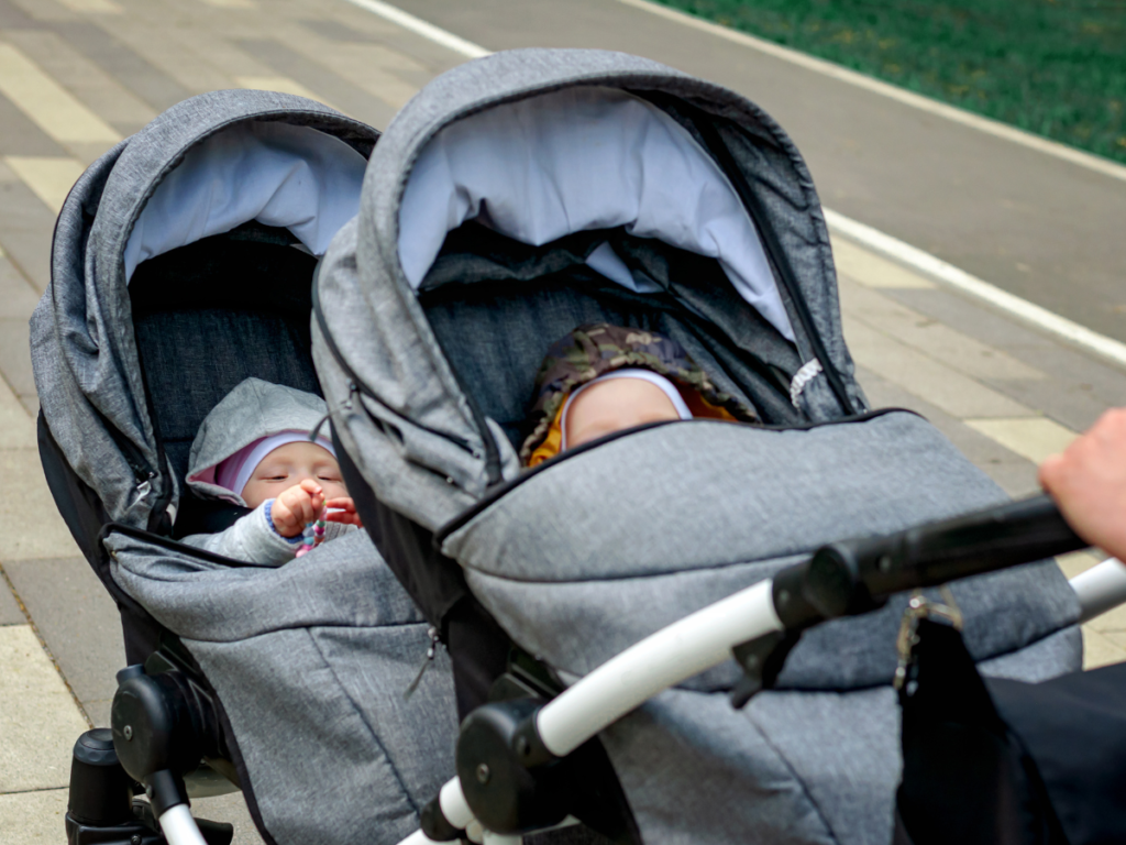 Key Features of the Mompush Lithe Double Ultralight Stroller